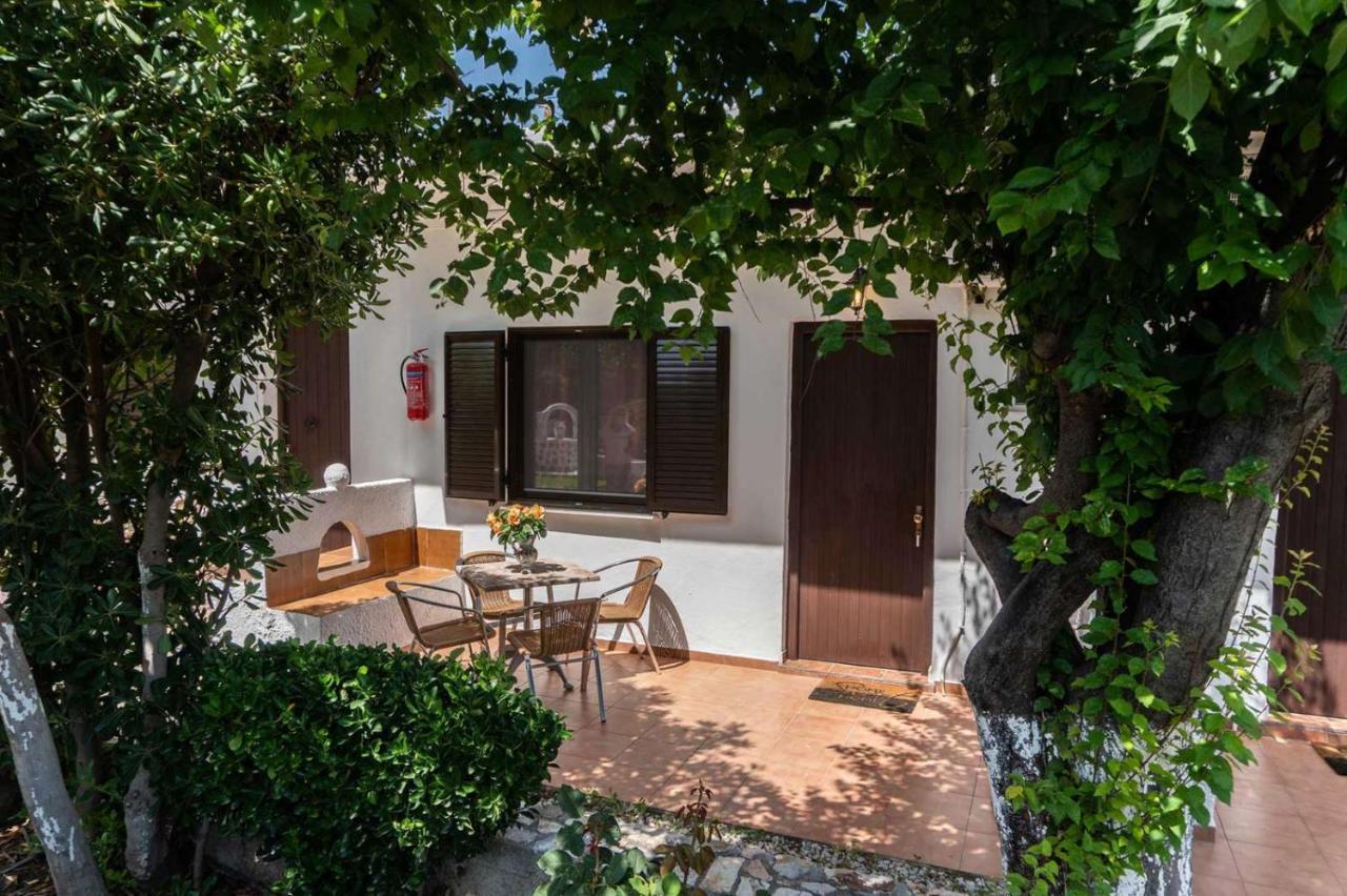Skyros Avra Residences Dış mekan fotoğraf